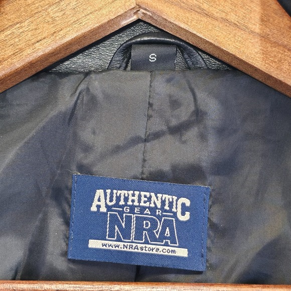 NRA Women's Authentic Gear Concealed Carry Leather Jacket Size Small - Picture 3 of 11
